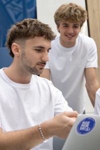 T-shirt biały z Logo unisex