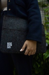 Etui na laptopa 14 cali Logo