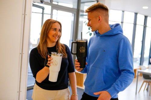 kubek stanley czarny i biały.jpg